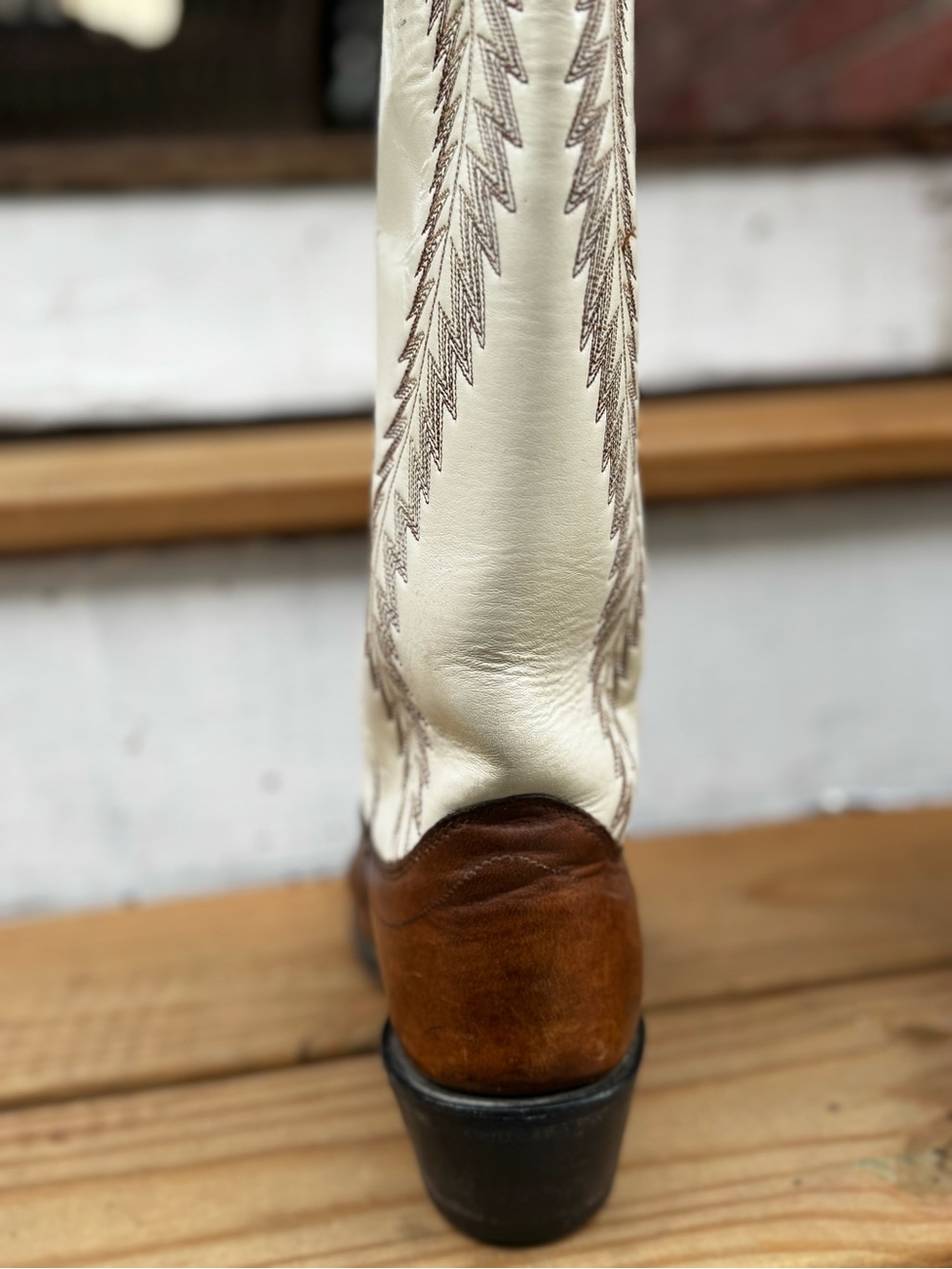 Olathe Boot Co. Two-Tone Cowboy Boots | Brown & Cream | Made in USA | Sz 9 - Picture 3 of 13
